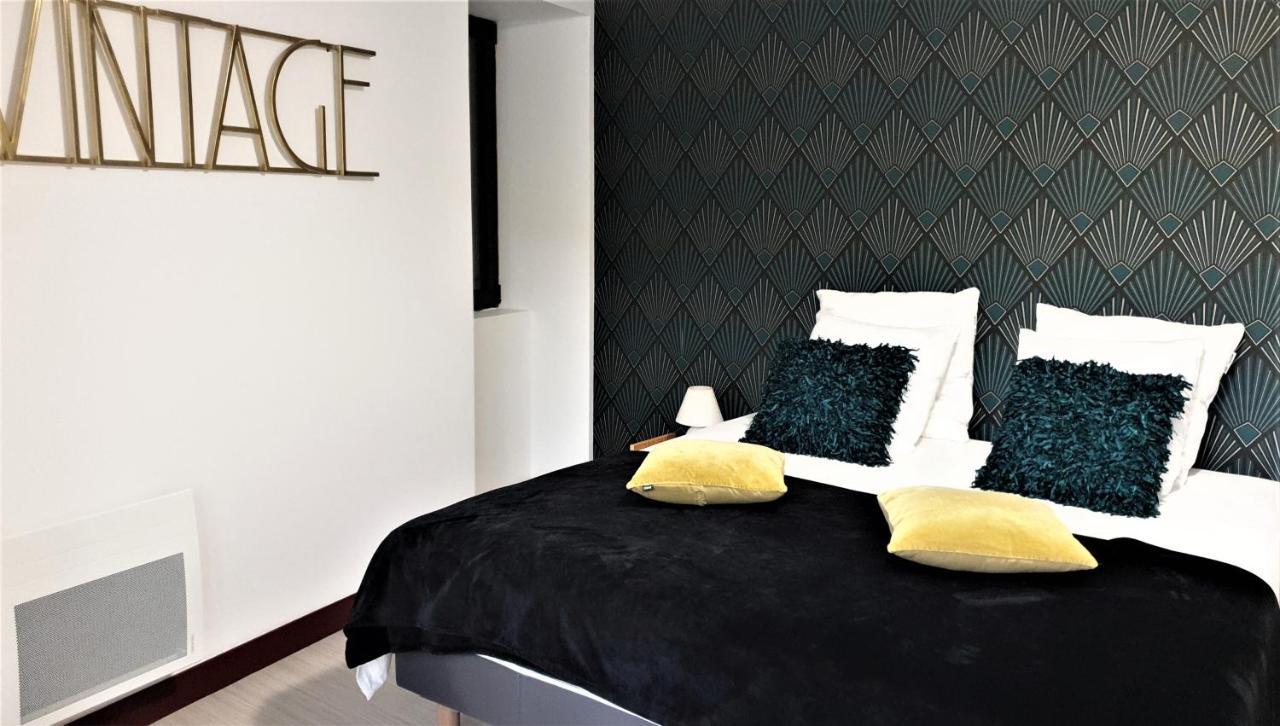 Hostel Les Terrasses Du Roc Saint-André-de-Roquepertuis Εξωτερικό φωτογραφία
