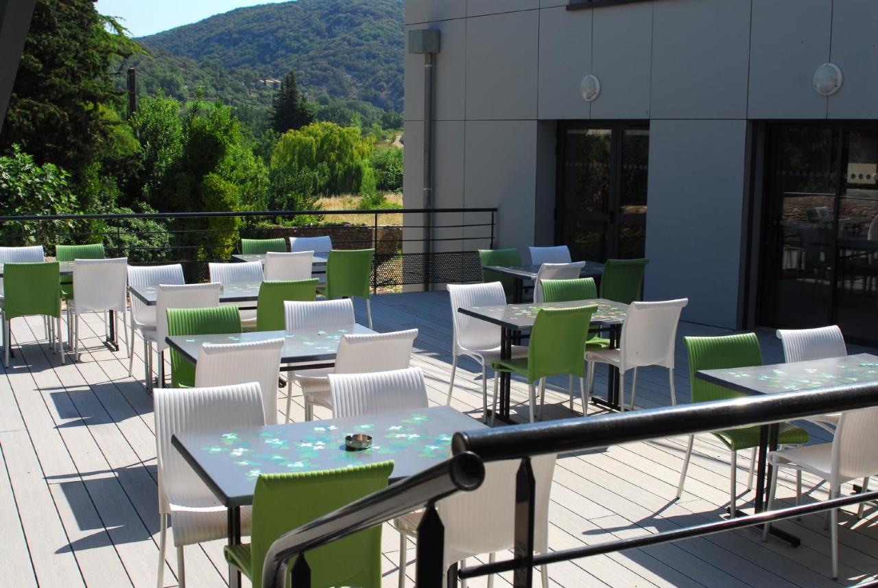 Hostel Les Terrasses Du Roc Saint-André-de-Roquepertuis Εξωτερικό φωτογραφία