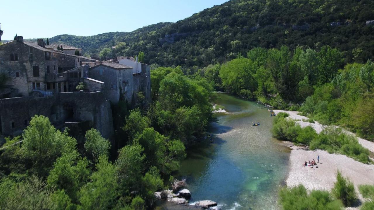 Hostel Les Terrasses Du Roc Saint-André-de-Roquepertuis Εξωτερικό φωτογραφία